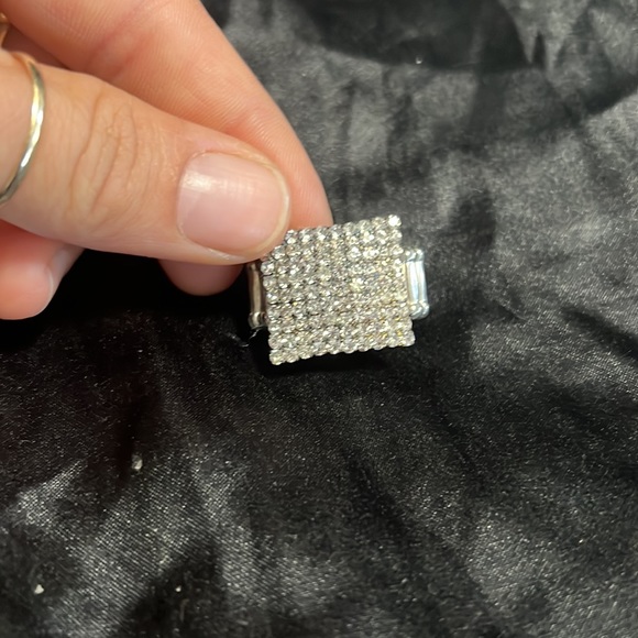 Stage Jewelry - Picture 5 of 5